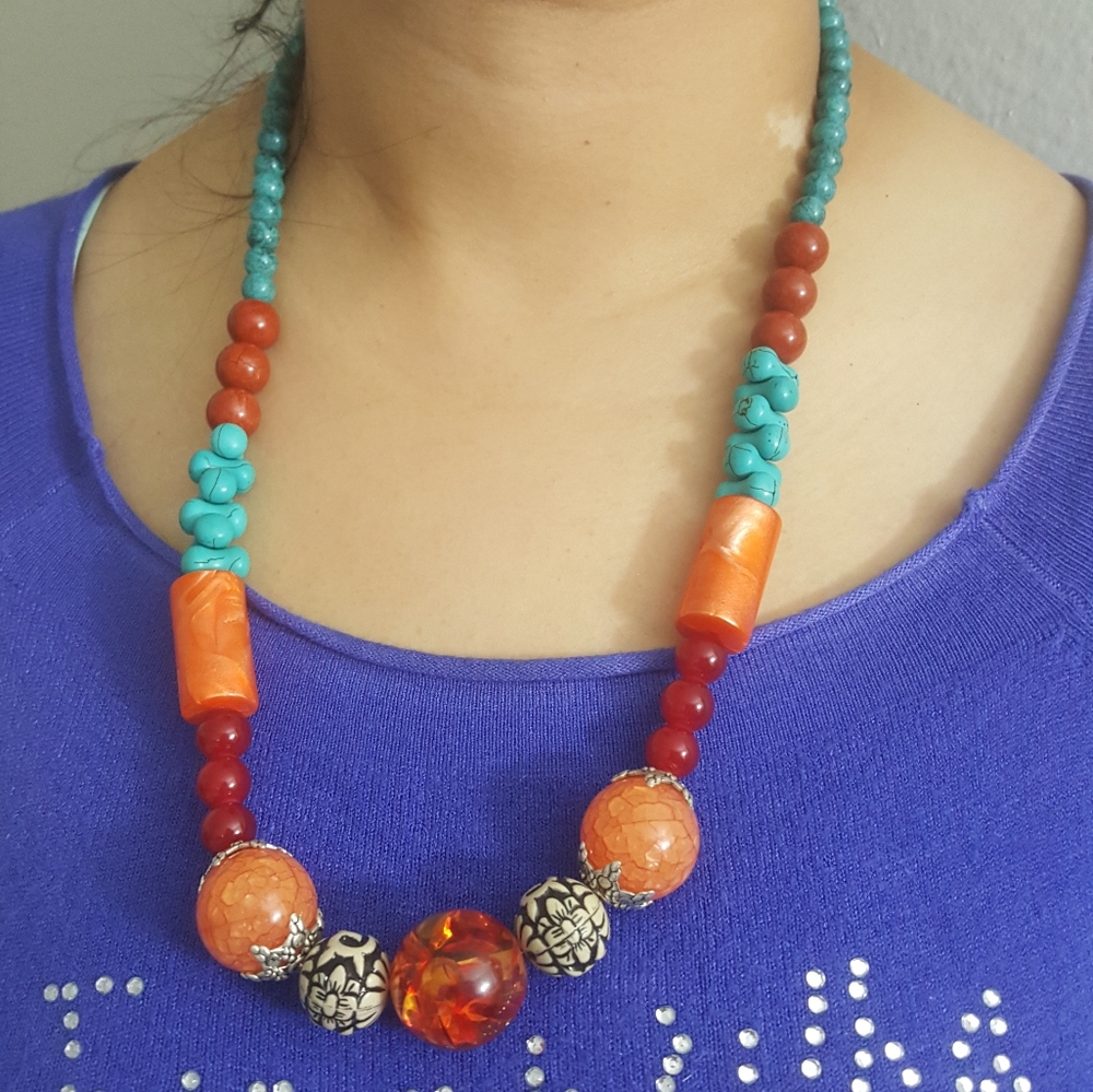 Mix with large orange beads necklace - Picture 12 of 13